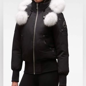 PERFECT CONDITION MOOSE KNUCKLES